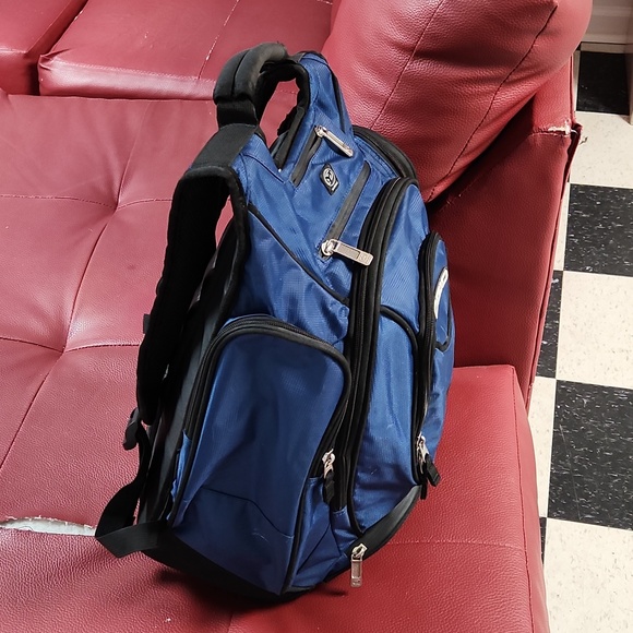 OGIO Blue Express Multi-Compartment Backpack - Picture 4 of 5